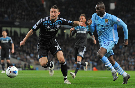 更展示了她 更展示了她